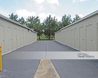 Photo 2 of Personal Mini Storage - 4432 SW 34th Street, Gainesville, FL