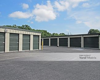 Photo 3 of Main Street Storage - 1030 South Main Street, High Springs, FL