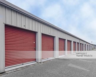 Photo 3 of Chavers Storage - 3334 Highway 77, Panama City, FL