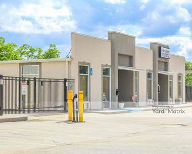 Storage Units for Rent available at 301 Club Villa Court, Kathleen, GA 31047