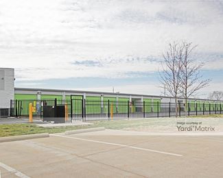 Photo 2 of Extra Space Storage - 8040 Georgetown Road, Indianapolis, IN
