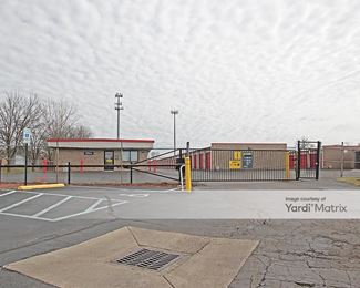 Photo 1 of SecurCare Self Storage - 3601 West 96th Street, Indianapolis, IN