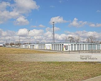 Photo 3 of Foxes Den Self Storage - 633 North Lynhurst Drive, Indianapolis, IN