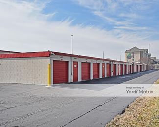 Photo 2 of SecurCare Self Storage - 2251 North Shadeland Avenue, Indianapolis, IN