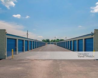 Photo 3 of Extra Space Storage - 49 Industrial Drive, Martinsville , IN