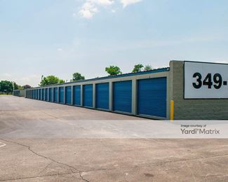 Photo 4 of Extra Space Storage - 49 Industrial Drive, Martinsville , IN