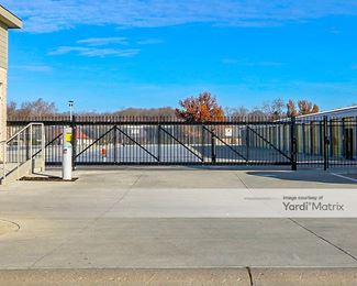 Photo 2 of Public Storage - 6910 Waterfront Drive, Indianapolis, IN