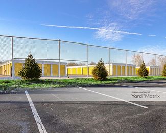 Photo 3 of Public Storage - 6910 Waterfront Drive, Indianapolis, IN
