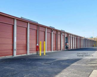 Photo 3 of Public Storage - 7533 Woodcutter Drive, Powell, OH