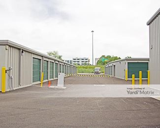 Photo 3 of Short North Storage - 555 Buttles Avenue, Columbus, OH