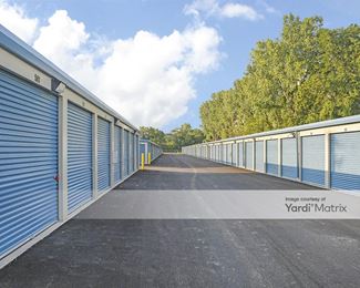 Photo 2 of A+ Self Storage - 5960 East Livingston Avenue, Columbus, OH