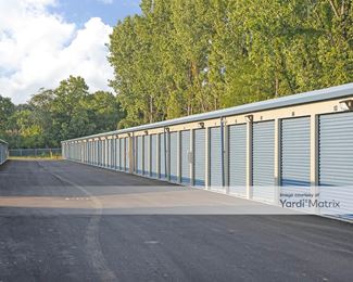 Photo 3 of A+ Self Storage - 5960 East Livingston Avenue, Columbus, OH