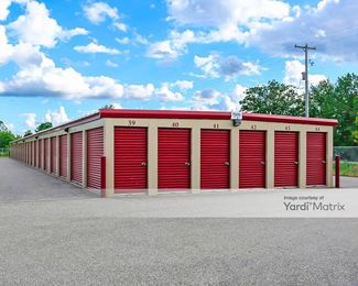 Photo 4 of Priceless Storage - 5890 Alden Nash, Lowell, MI