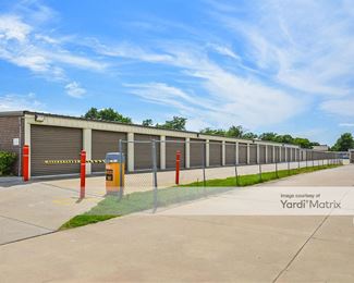 Photo 2 of Andover Storage - 2009 North Andover Road, Andover, KS