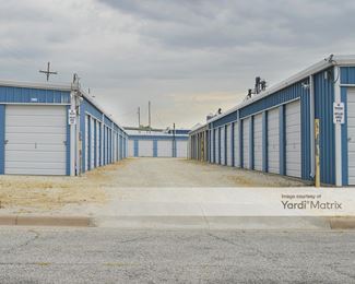Photo 3 of Reno County Storage - 712 North Walnut Street South, Hutchinson, KS