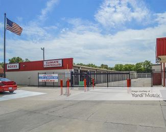 Photo 2 of U•STOR Self Storage - 2935 West 13th Street, Wichita, KS
