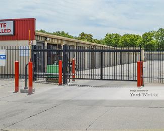 Photo 3 of U•STOR Self Storage - 2935 West 13th Street, Wichita, KS