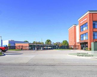 Photo 3 of Public Storage - 13900 Britton Park Road, Fishers, IN