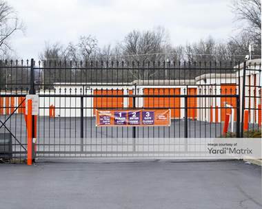 Storage Units for Rent available at 5550 Greenbelt Hwy, Louisville, KY 40216