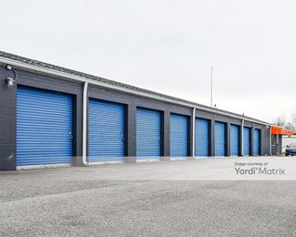 Photo 3 of Space Center Storage - 1990 Midland Trail, Shelbyville, KY