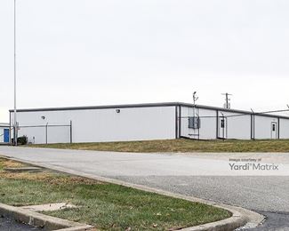 Photo 5 of Space Center Storage - 1990 Midland Trail, Shelbyville, KY