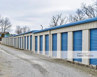 Photo 4 of Storage Rentals of America - 6440 West Highway 146, Crestwood, KY