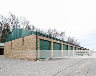 Storage Units for Rent available at 215 Charles Hamilton Way, Shepherdsville, KY 40165