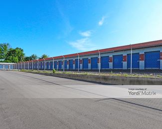 Photo 2 of Extra Space Storage - 513 Little League Blvd, Clarksville, IN