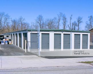 Photo 2 of SecurCare Self Storage - 1736 South Dixie Blvd, Radcliff, KY