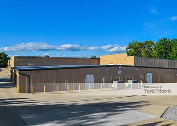 Photo 3 of FreeUp Storage - 1121 Washington Street, Shelbyville, KY