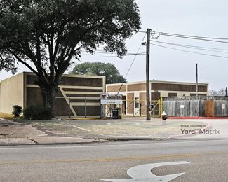 Photo 1 of SecurCare Self Storage - 2306 South College Avenue, Bryan, TX
