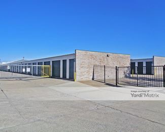 Photo 2 of SecurCare Self Storage - 3007 Longmire Drive, College Station, TX