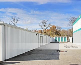 Photo 2 of Shannon Storage - 3340 Library Road, Castle Shannon, PA