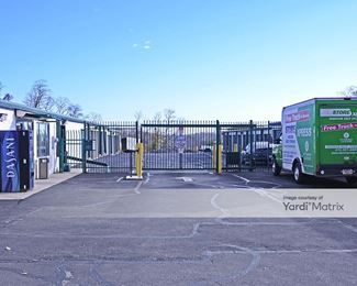 Photo 2 of STORExpress Self Storage - 1555 Brinton Road, Braddock Hills, PA