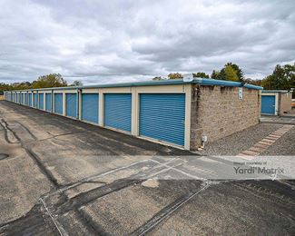 Photo 3 of Compass Self Storage - 896 Veterans Lane, Natrona Heights, PA