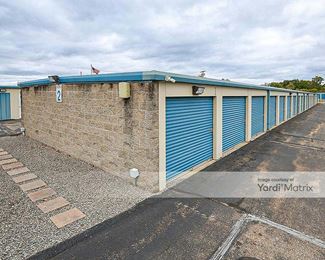 Photo 5 of Compass Self Storage - 896 Veterans Lane, Natrona Heights, PA