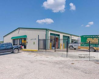 Photo 5 of Ideal Self Storage - 425 South Hwy 36, Gatesville, TX