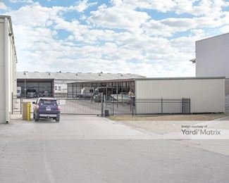 Photo 3 of SpareBox Storage - 701 West Loop 340, Waco, TX