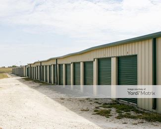 Photo 3 of Attic Space Self Storage - 5804 East State Highway 22, Hillsboro, TX