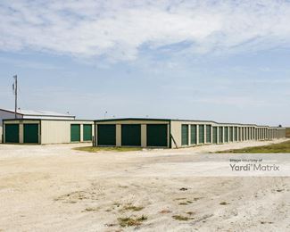 Photo 5 of Attic Space Self Storage - 5804 East State Highway 22, Hillsboro, TX