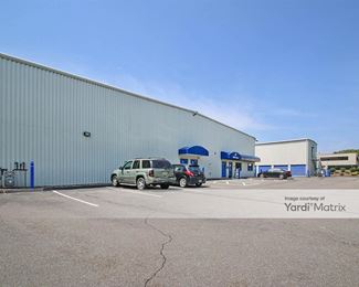 Photo 4 of Extra Space Storage - 513 Main Street, Wallingford, CT