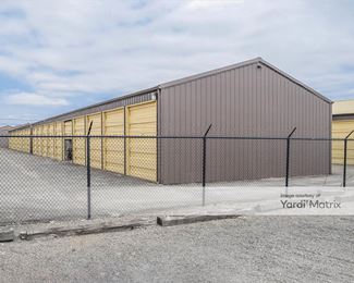 Photo 2 of Polk County Storage - 590 Hoffman Road, Independence, OR