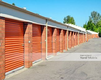 Photo 2 of Public Storage - 280 Lancaster Drive NE, Salem, OR