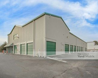 Photo 4 of Storage Rentals of America - 3346 Pawtucket Avenue, Riverside, RI
