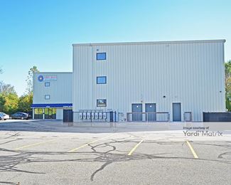 Photo 2 of West Main Self Storage - 825 West Main Road, Middletown, RI