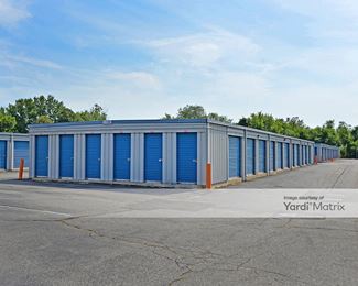 Photo 4 of United Storage of America - 1614 G.A.R. Highway Route 6, Swansea, MA
