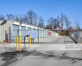 Photo 5 of Knoxville Star Storage - 5500 Central Avenue Pike, Knoxville, TN