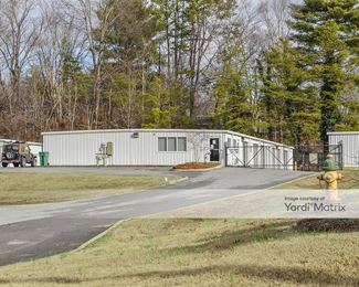 Photo 2 of Cumberland Estates Mini Storage - 5911 Western Avenue, Knoxville, TN