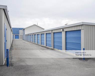 Storage Units for Rent available at 10510 Kingston Pike, Knoxville, TN 37922