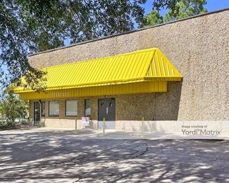 Photo 2 of Storage King USA - 3110 Apalachee Pkwy, Tallahassee, FL